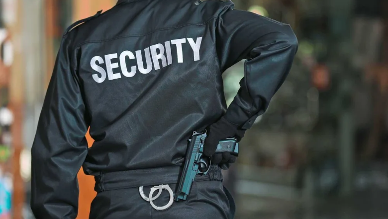 The Advantages of Hiring a Car Service Center Security Guard